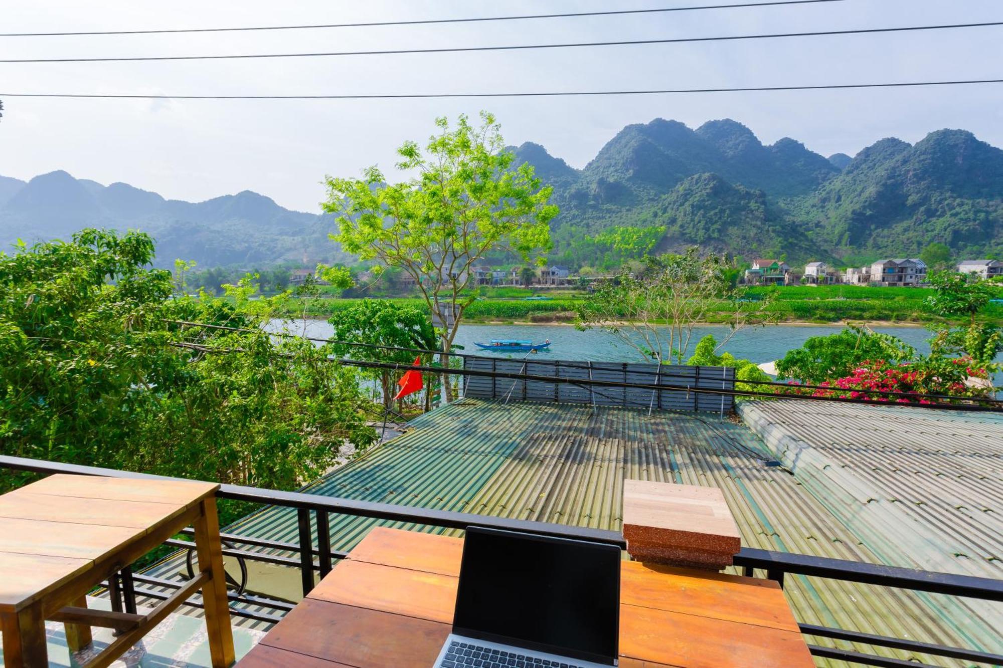 Son River Homestay Phong Nha Extérieur photo