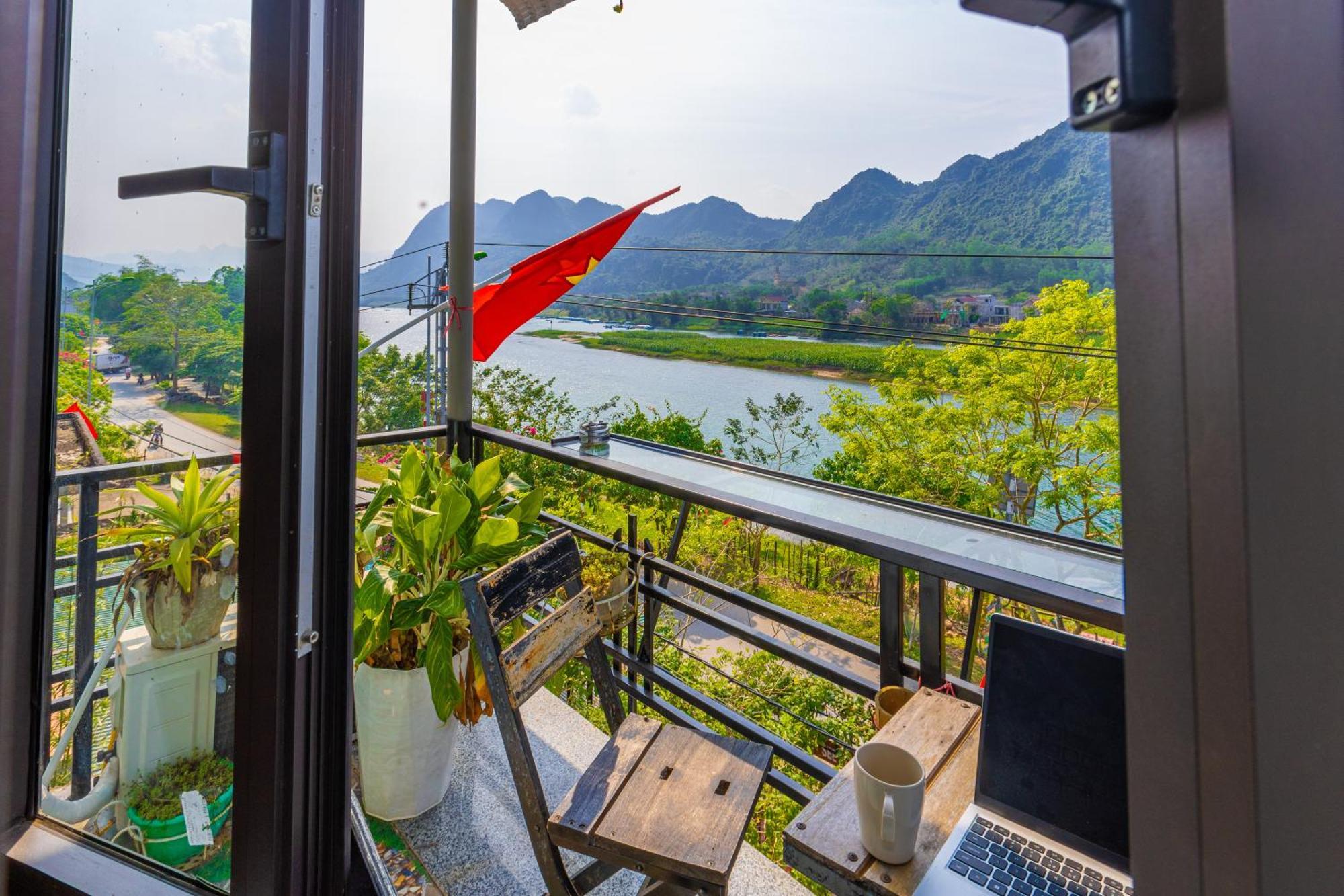 Son River Homestay Phong Nha Extérieur photo