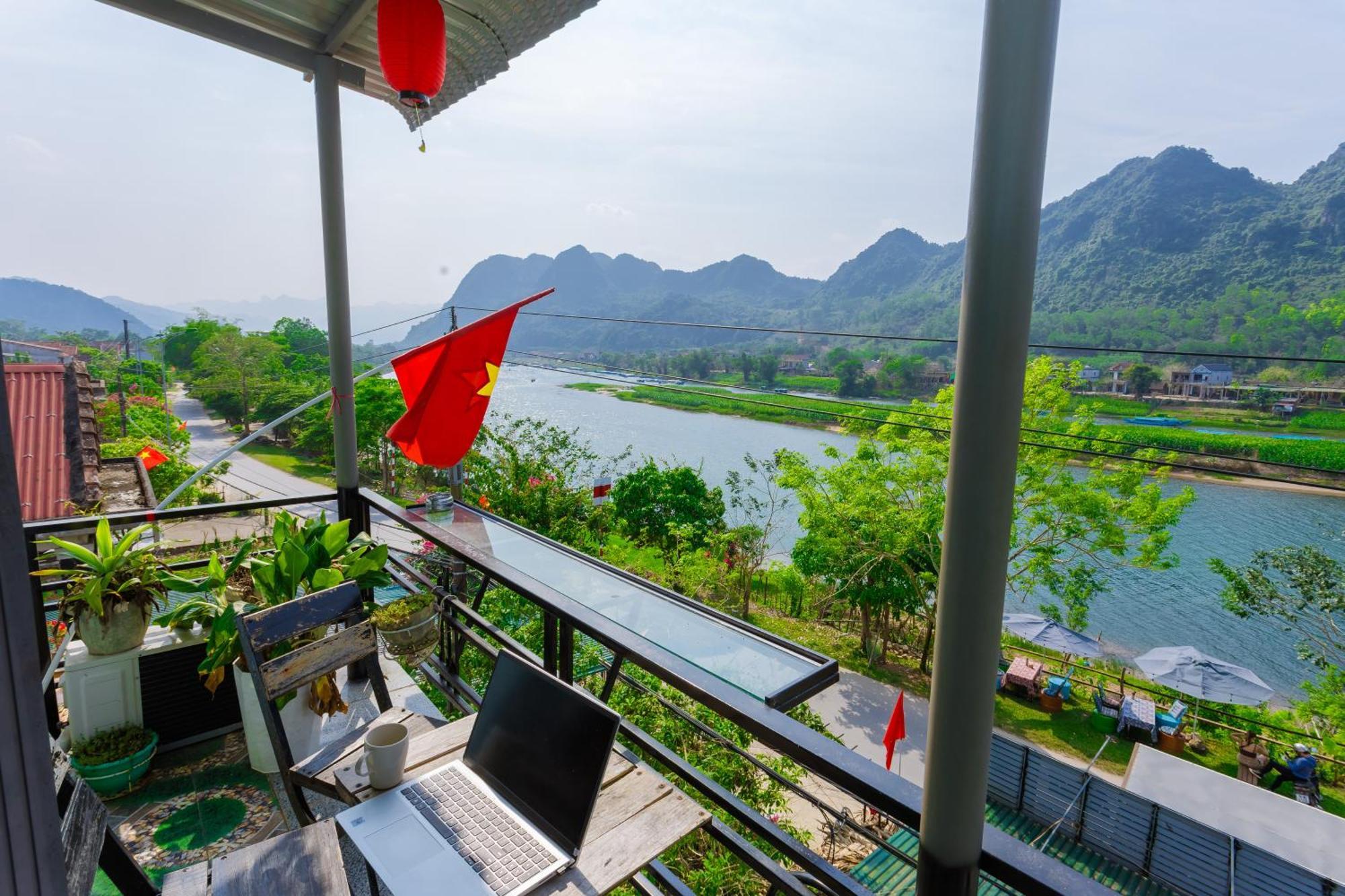 Son River Homestay Phong Nha Extérieur photo